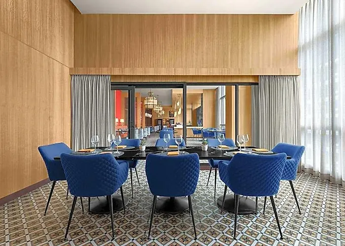 The Westin Отель